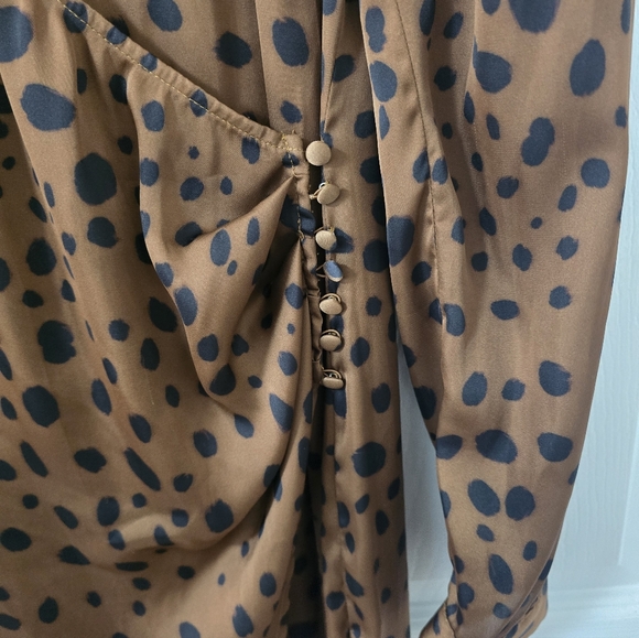 LPA Fabrizia Animal Printed Satin Wrap Midi Dress Size S - Picture 5 of 7